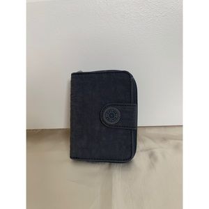 •KIPLING Navy Blue Wallet•